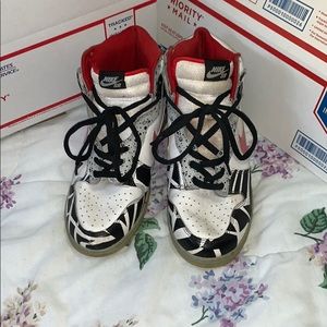 Nike swoosh SB STILL AVAILABLE